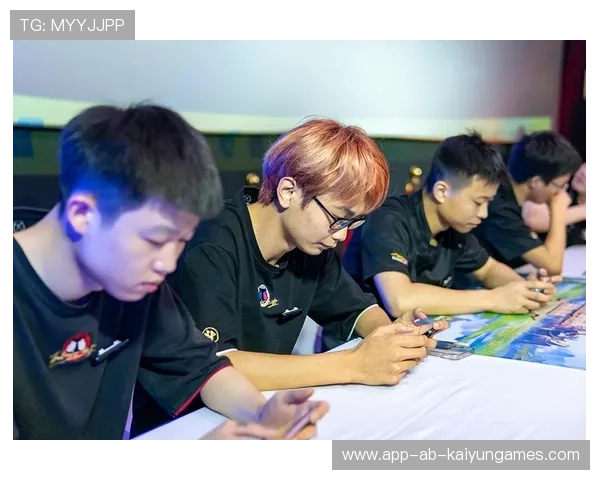 《王者荣耀》年度大神战队争霸赛冠军诞生，王者荣耀大神比赛视频